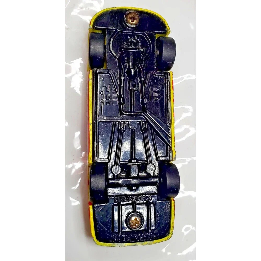 1999 Jeff Burton #9 Hardee’s Racing 1:64 Diecast Car – Loose –NASCAR Collectible